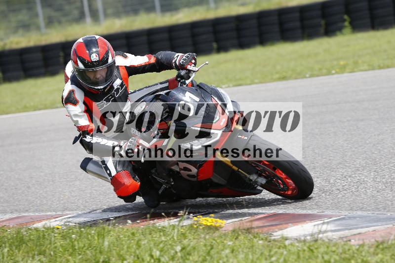 /Archiv-2024/29 12.06.2024 MOTO.CH Track Day ADR/Gruppe gelb/61